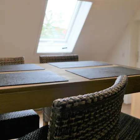 Luxury Im Zentrum - 24h Check-in Apartment *